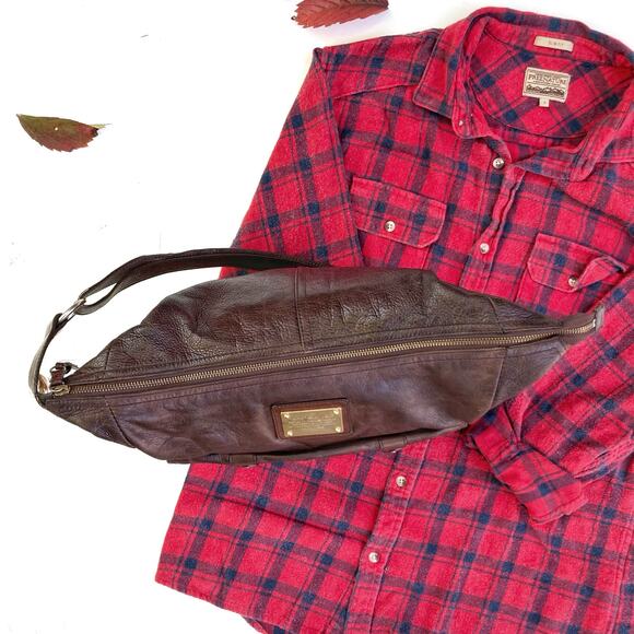 Vintage Y2K Tommy Hilfiger Chocolate Leather Shoulder Bag | 2000s Banana Style - Picture 14 of 16